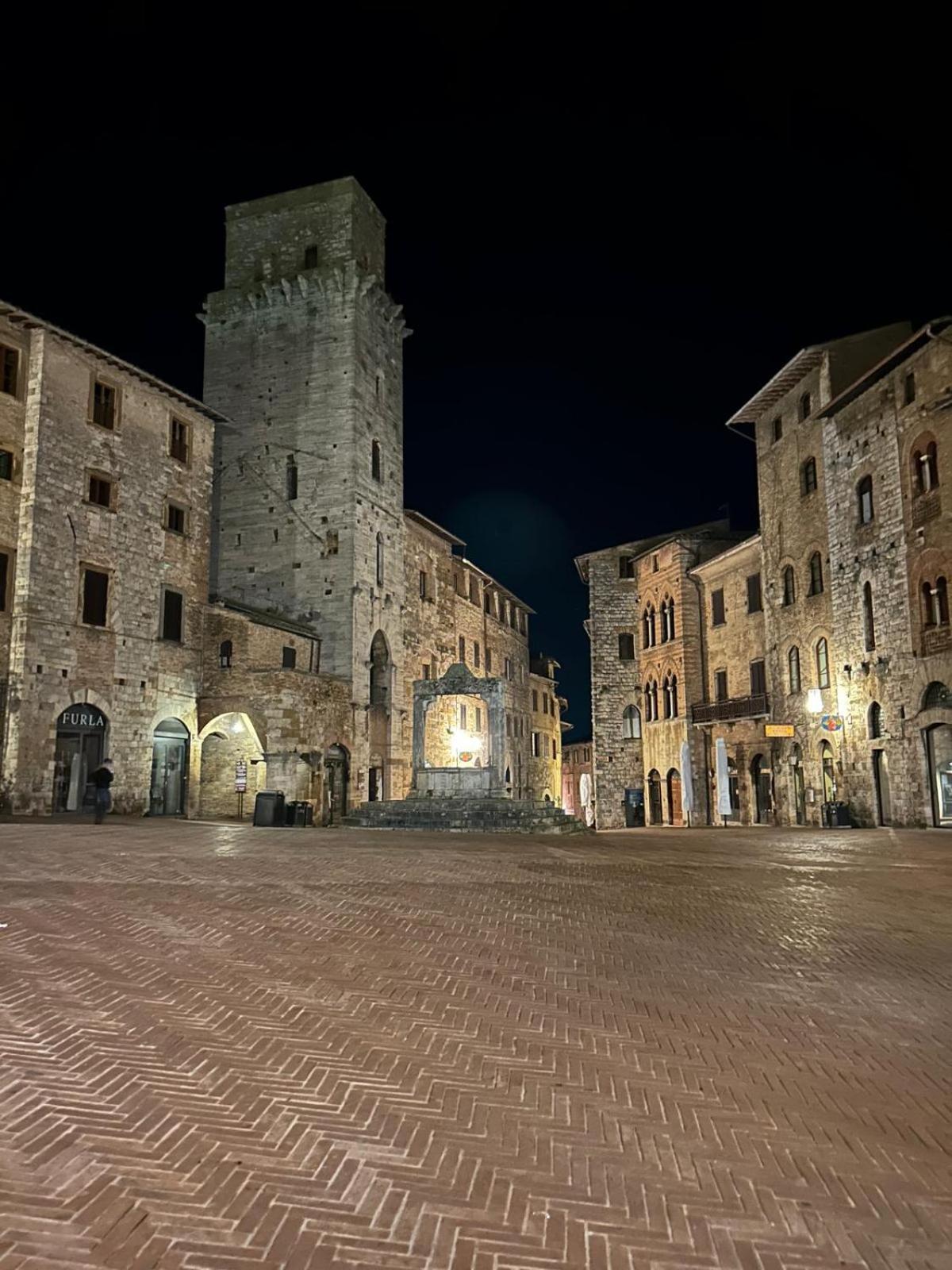 Home Sweet Home San Gimignano Exterior photo
